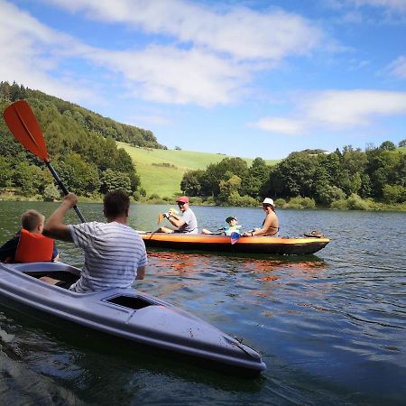 Haus Julia Direkt Am Hennesee Mitten Im Sauerland メシェデ エクステリア 写真