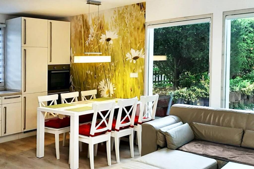 Haus Julia Direkt Am Hennesee Mitten Im Sauerland メシェデ エクステリア 写真